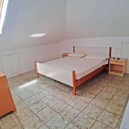 50 Mt Dal Mare10 Posti Clima Terrazza Parcheggio *